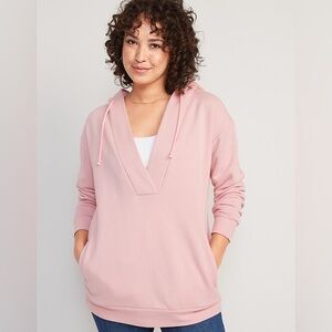 Old Navy Women's Pink Maternity/Nursing Hoodie, size small